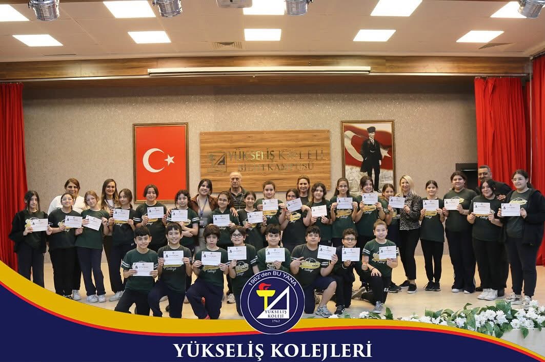 📌 16 Mart’ta Primemall Alışveriş Merkezi’nde Gerçekleşen Çanakkale Zaferi Anma Etkinliğine Katılan Öğrencilerimize Başarı Belgeleri Takdim Edildi 🇹🇷