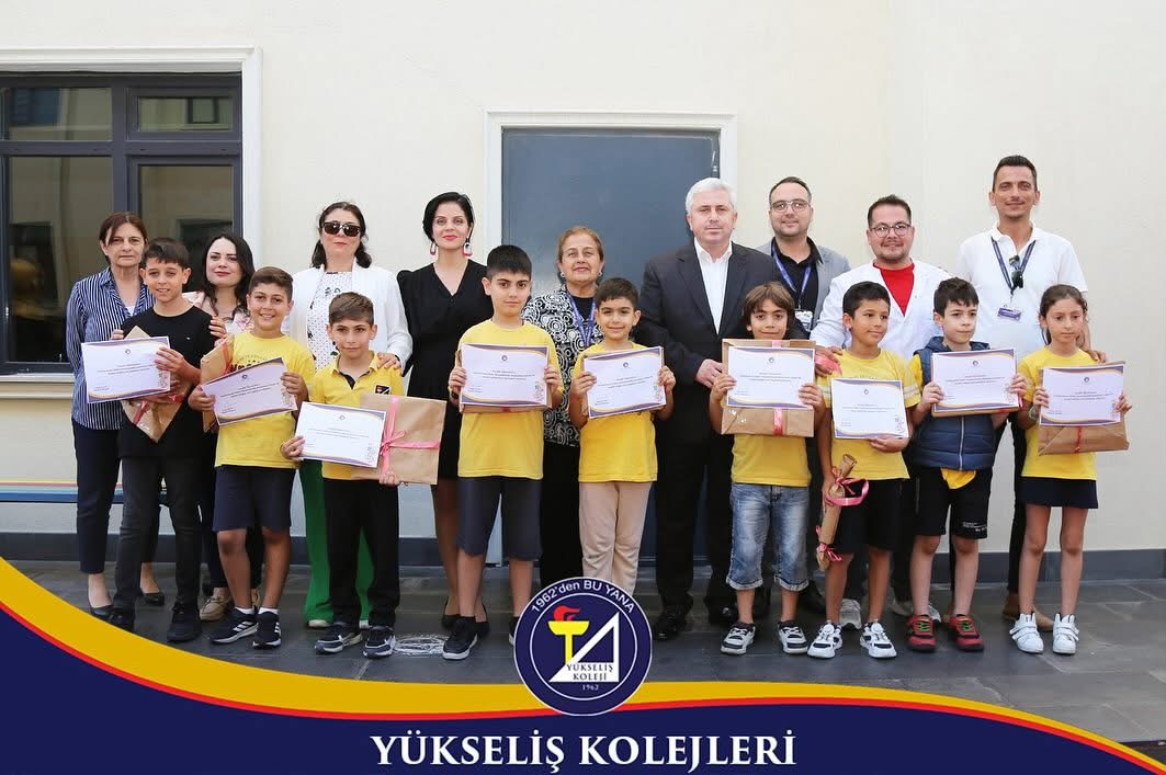 Yükseliş İlkokulu Ödül Haftası Öğrencilerimiz, çeşitli etkinliklerde gösterdikleri üstün başarılarla bizleri gururlandırdı.