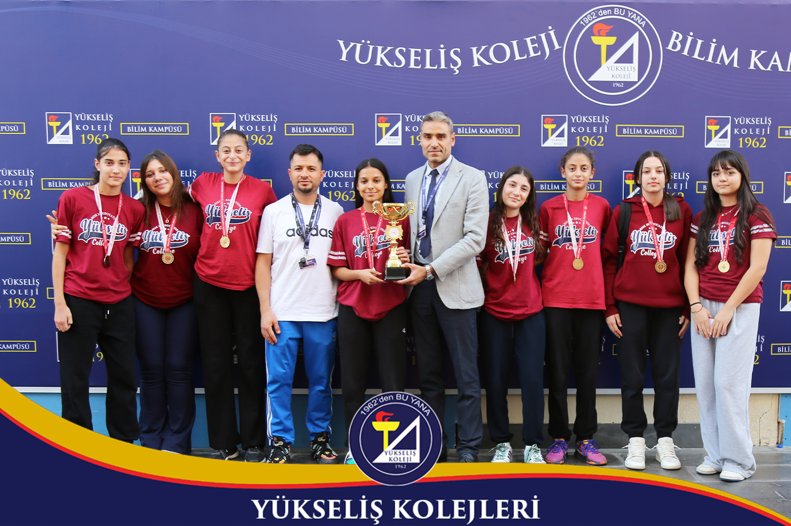 🏆 Yükseliş Koleji Lise Kız Basketbol Takımımızdan Cumhuriyet Kupası Şampiyonluğu!